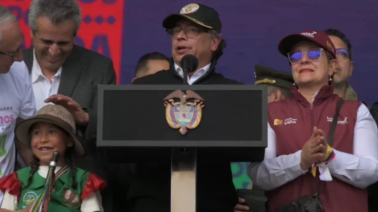 AGENCIA DE PERIODISMOINVESTIGATIVO